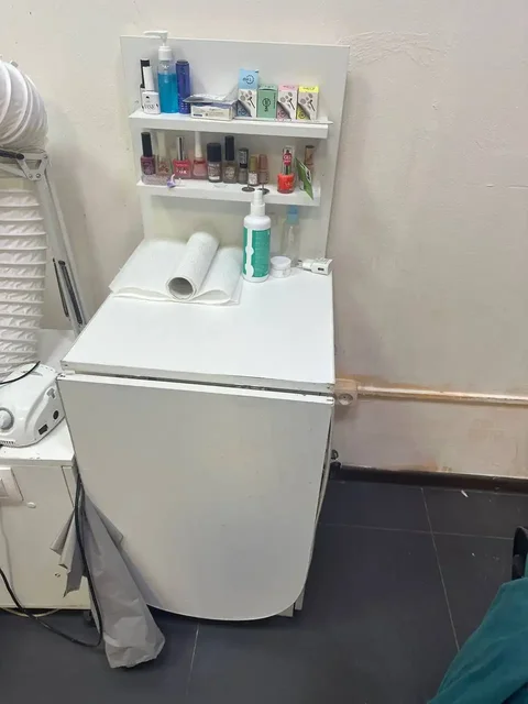 Продажа двух столов - частное объявление в Челябинск