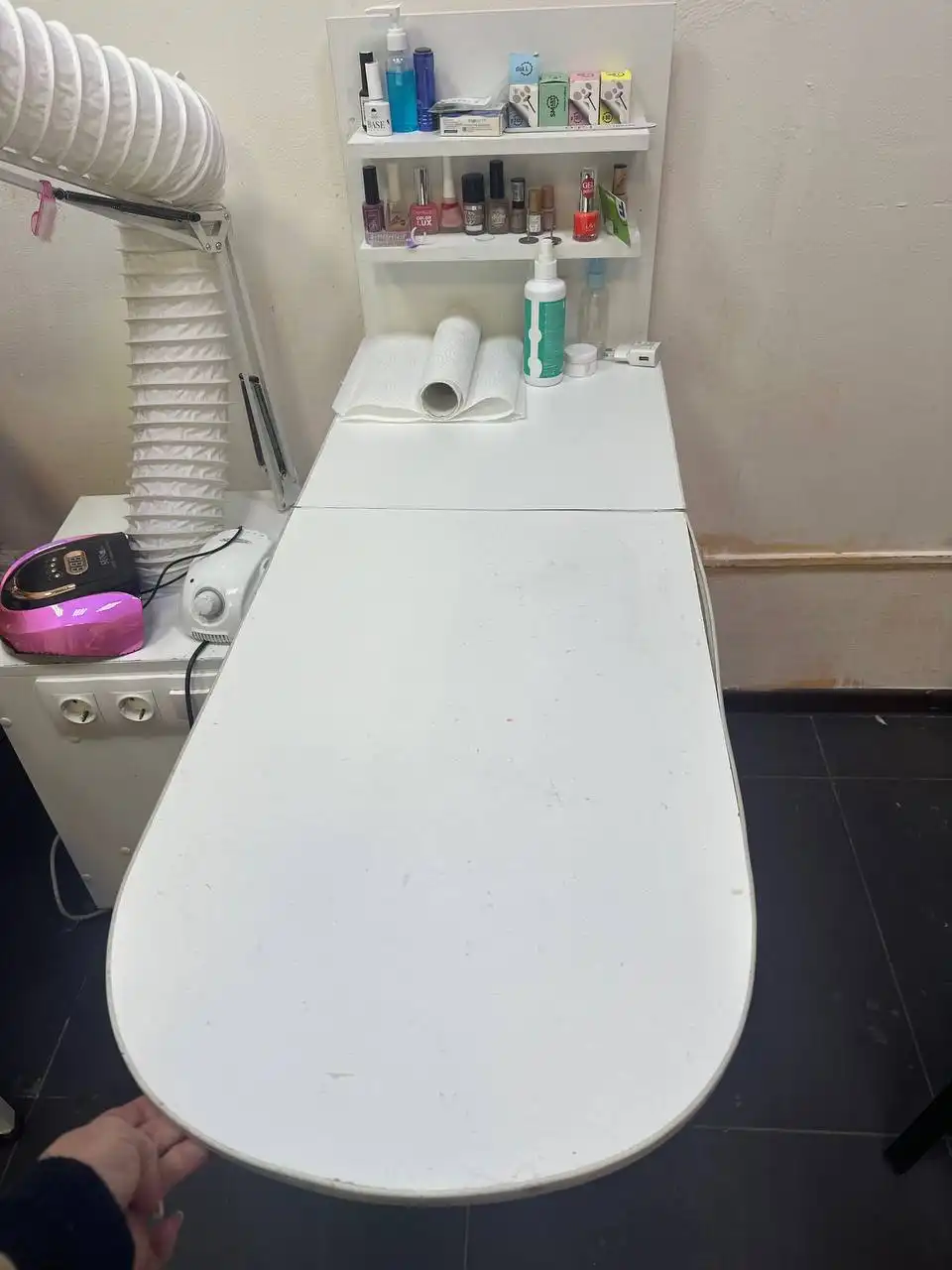 Продажа двух столов - Мебель (Барахолка) в Челябинск