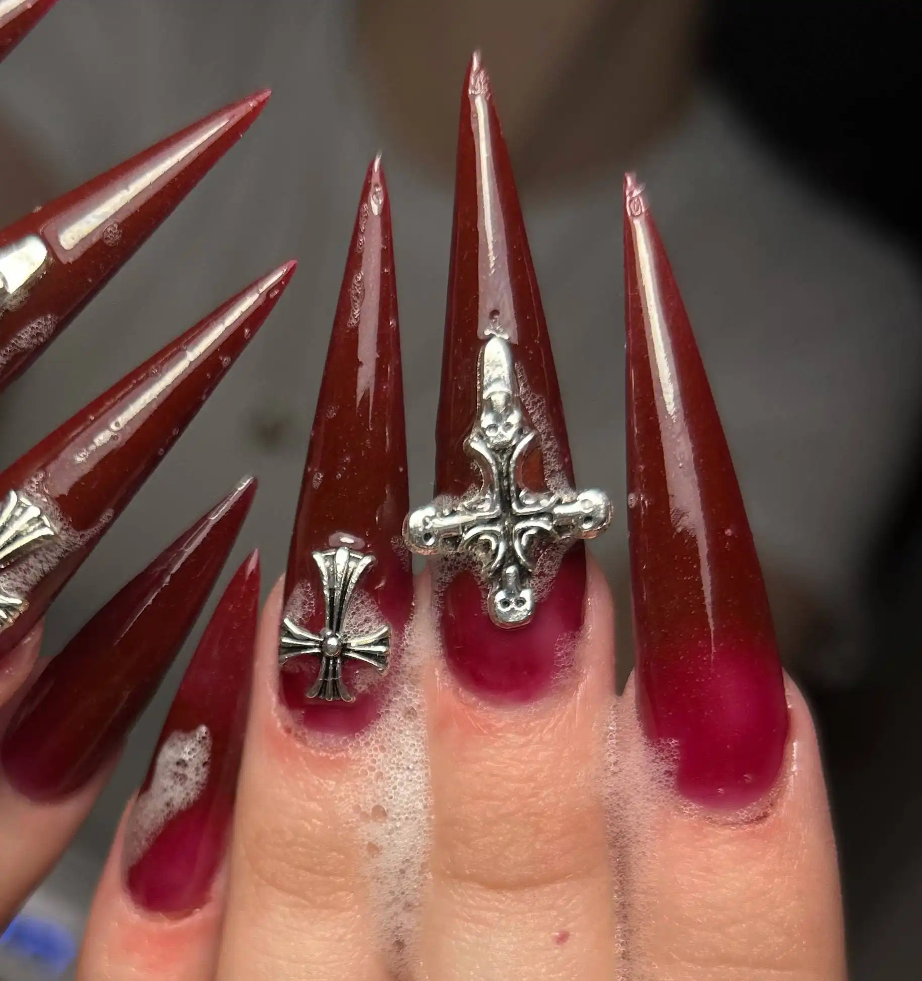 Услуги маникюра и ухода - Маникюр (Услуги) в Челябинск