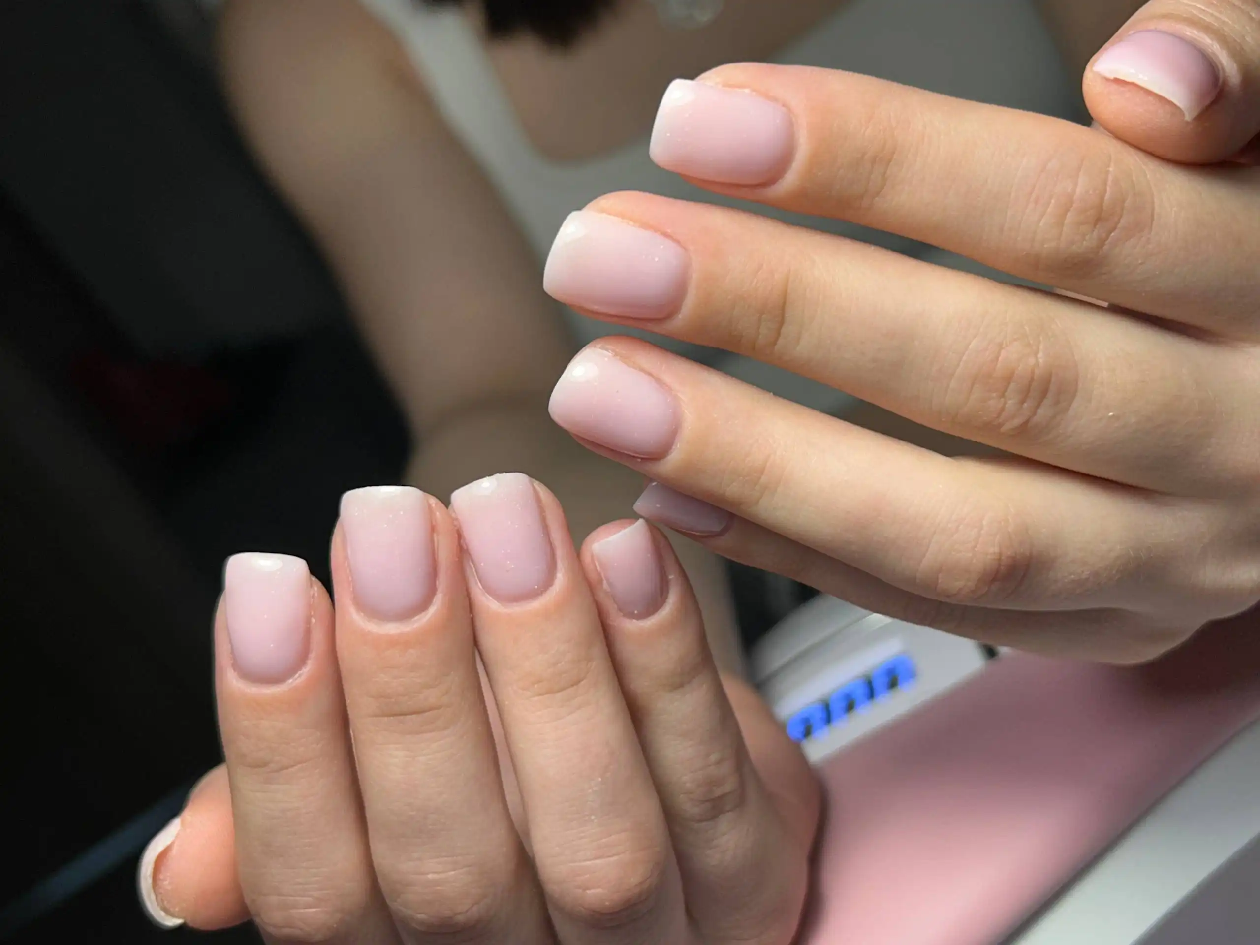 Услуги маникюра и ухода - Маникюр (Услуги) в Челябинск