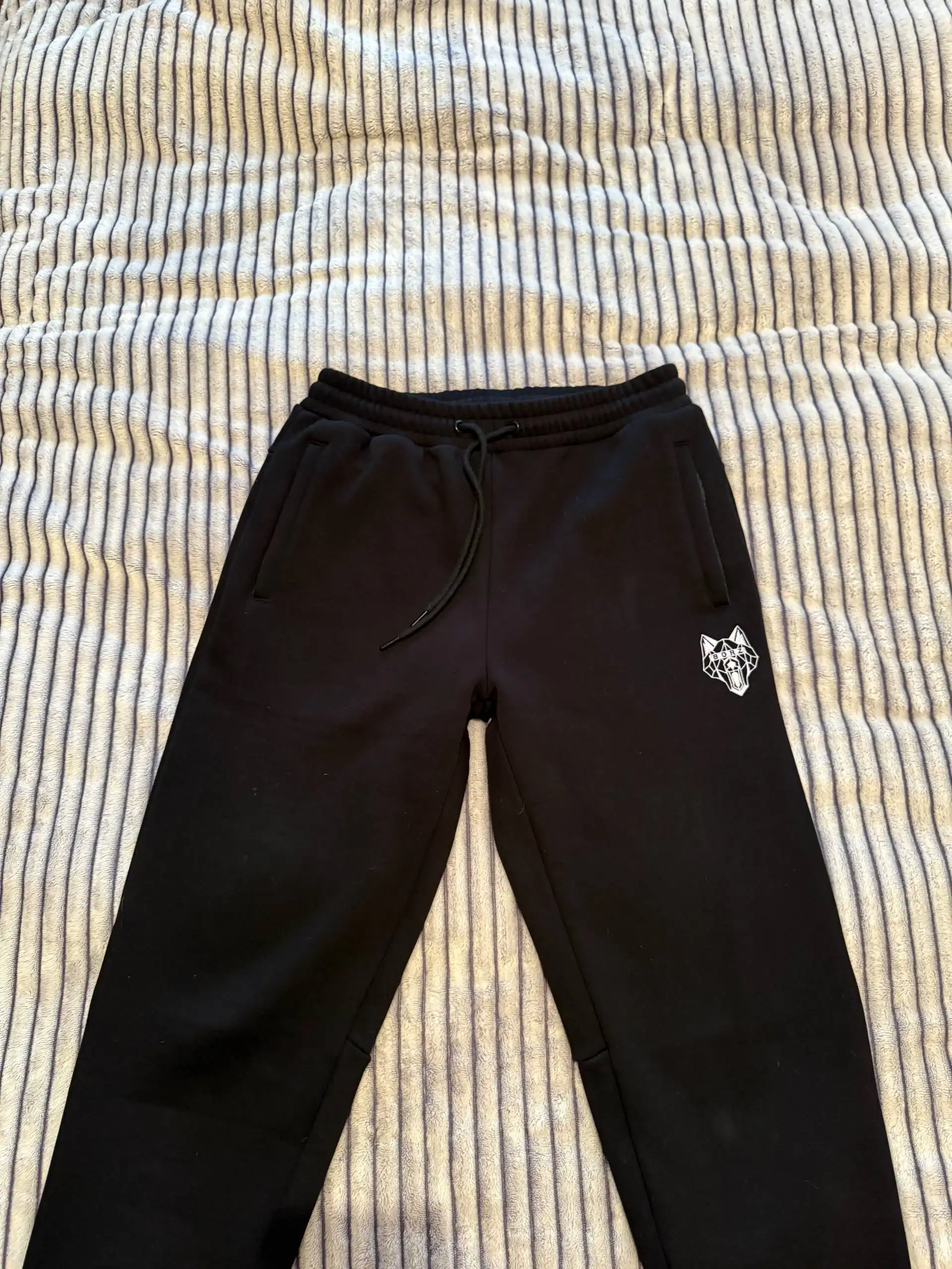 Продам костюм BORZ размер M в идеальном состоянии - Мужская одежда (Одежда) в Челябинск