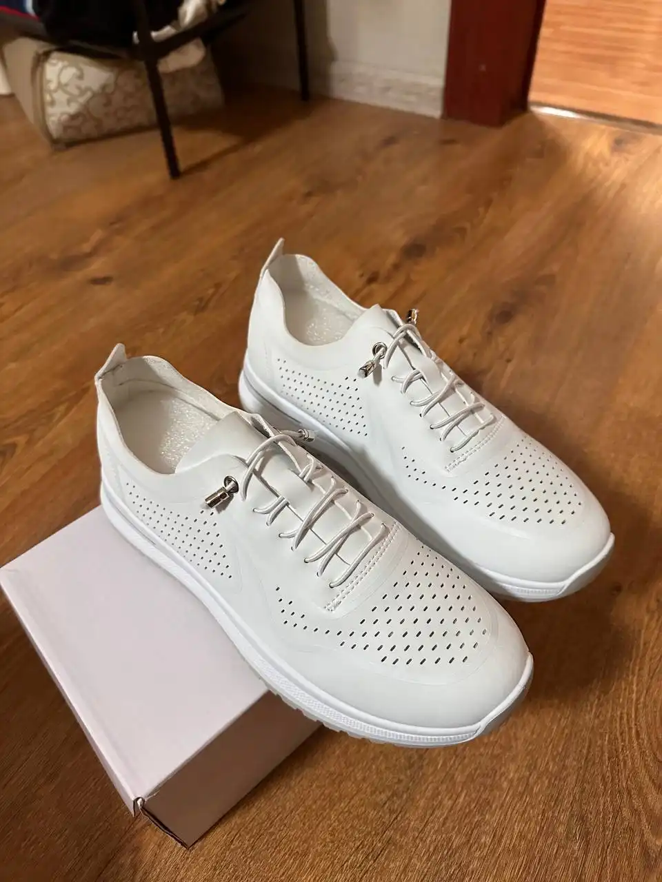 Кроссовки летние - Обувь (Одежда) в Челябинск