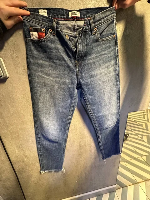 Продам джинсы Tommy Jeans оригинал - Рабочая одежда в Челябинск