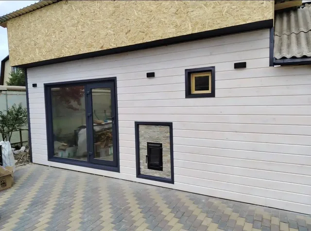 Услуги по остеклению и установке москитных сеток - Услуги в Челябинск