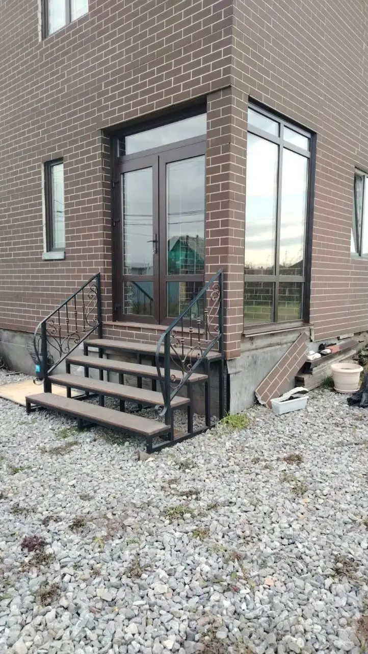 Услуги по остеклению и установке москитных сеток - Ремонт и строительство (Услуги) в Челябинск