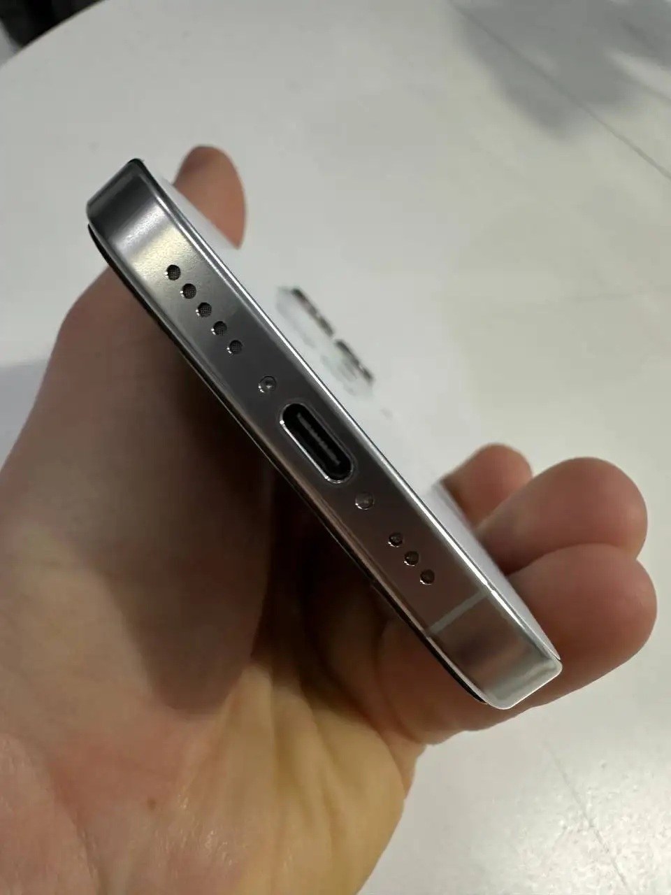 iPhone 16 Pro 128GB eSIM Белый - Смартфоны и телефоны (Электроника) в Челябинск