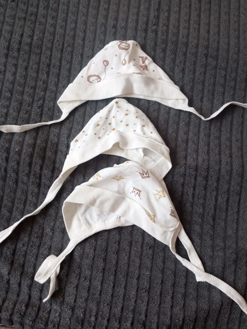 Продам красный костюм для новорожденного - Одежда для новорожденных (Товары для детей) в Челябинск