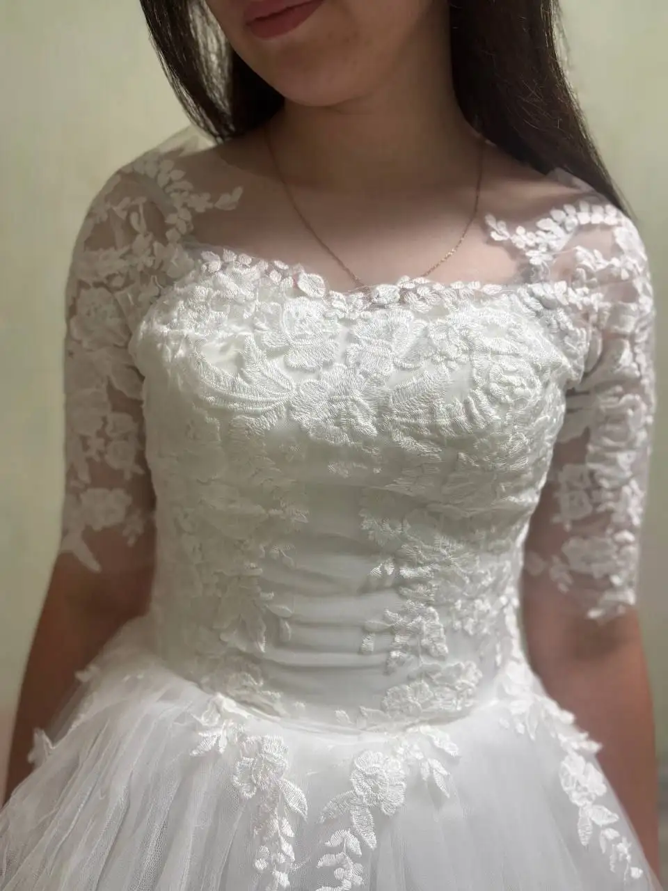 Продажа новых вещей: куртка, свадебное платье, коляска, елка - Барахолка в Челябинск