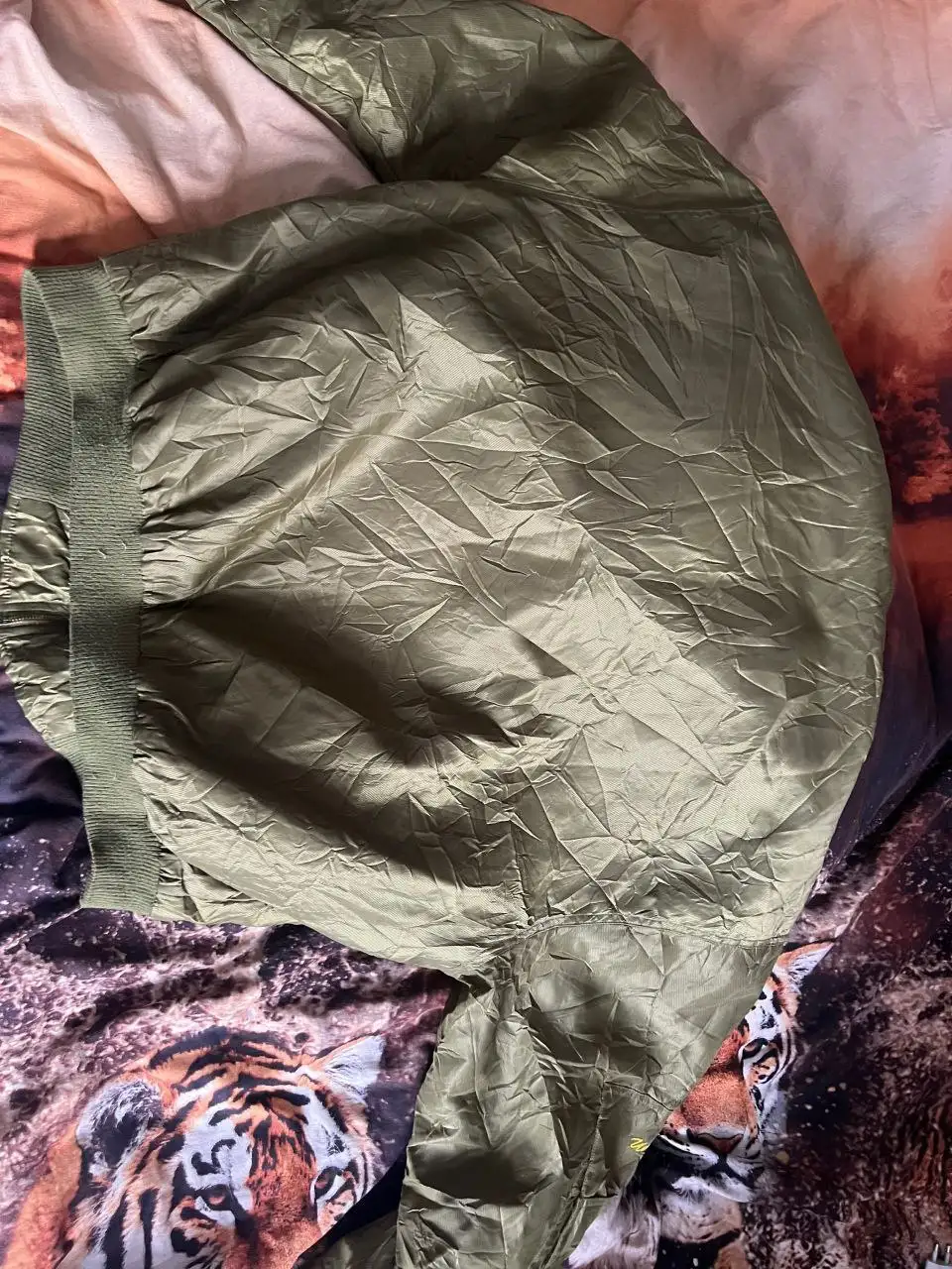 Продам летнюю бомбер куртку XL размера - Верхняя одежда (Одежда) в Челябинск