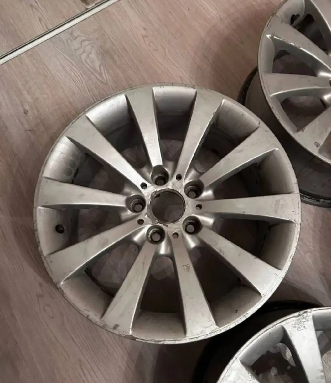 Литые диски для BMW E60 17 дюймов - Диски и шины (Запчасти) в Челябинск