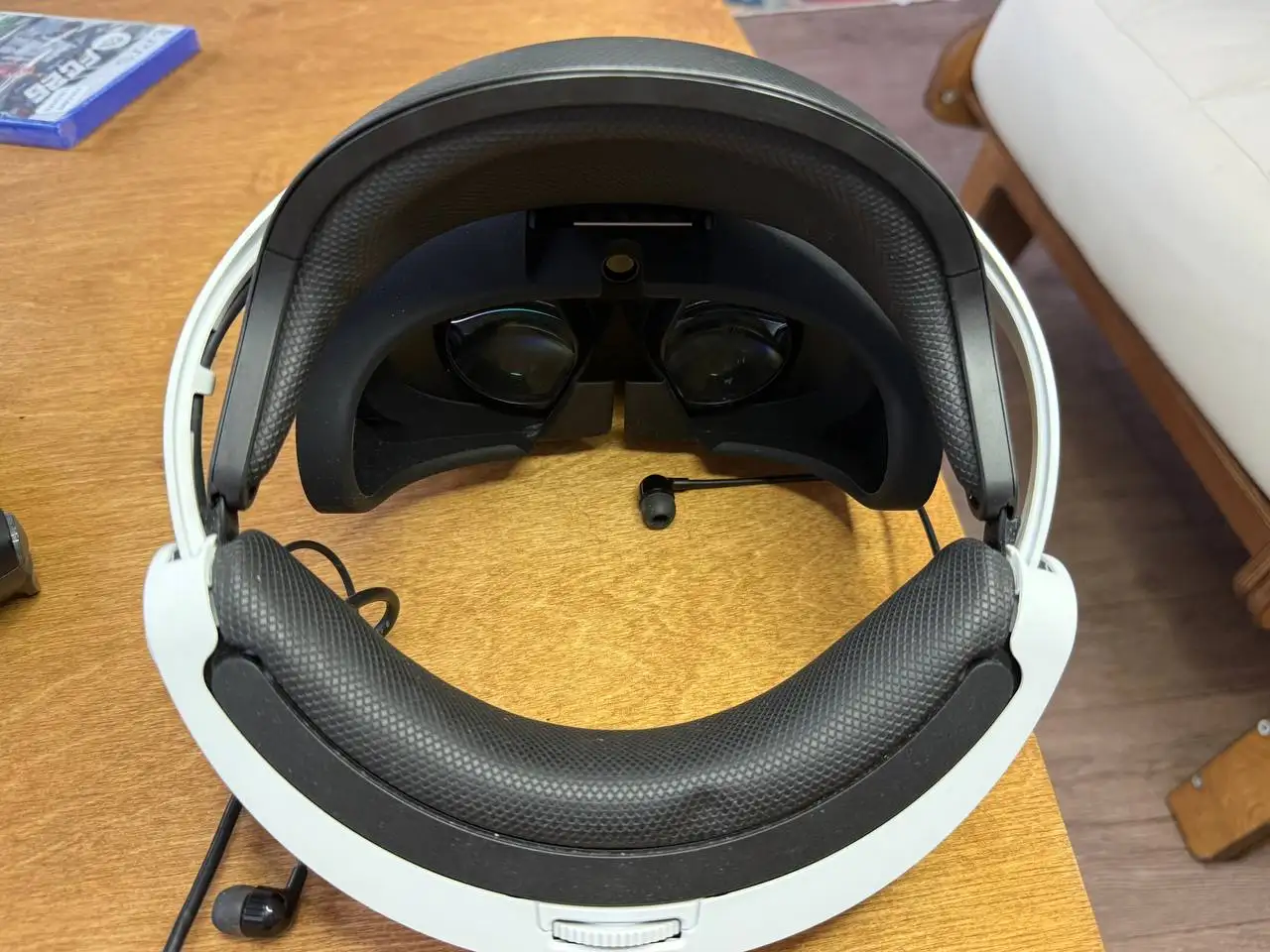 PlayStation 4 с VR очками и играми - Игровые консоли (Электроника) в Челябинск