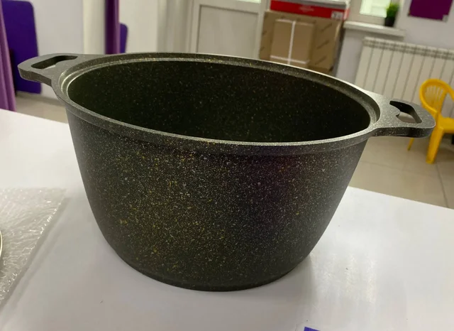 Кастрюля 6 литров новая - Растения в Челябинск