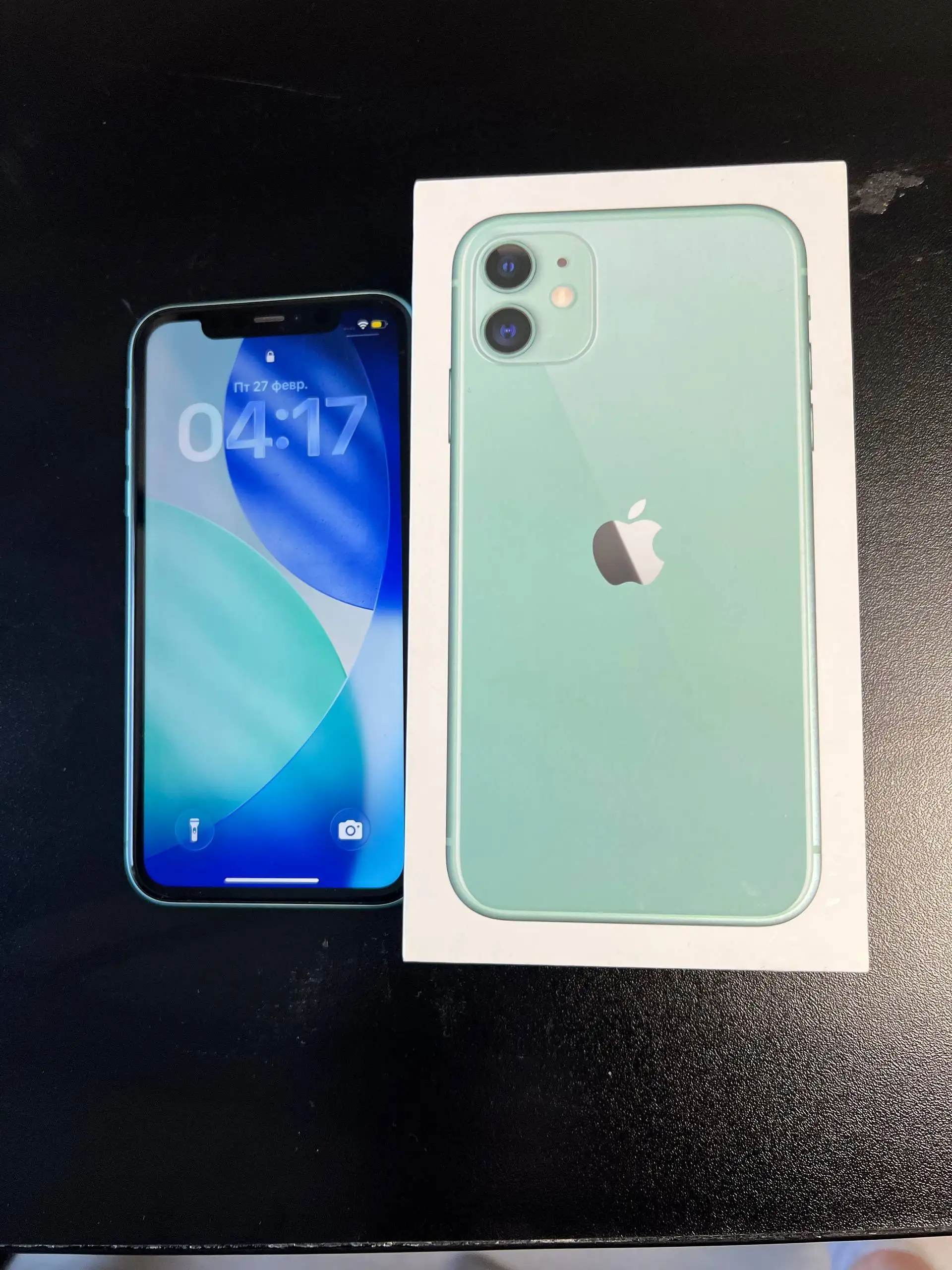 Смартфон в отличном состоянии с чехлом и шнуром - Смартфоны (Электроника) в Челябинск