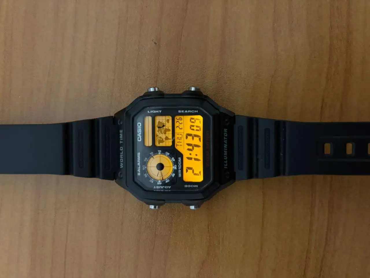 Продам часы Casio AE-1200WH-1A - Часы (Электроника) в Челябинск