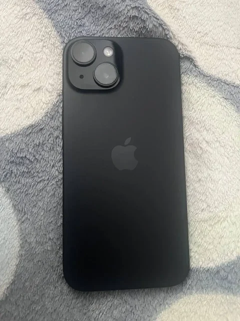 Продам iPhone 15 256 ГБ в идеальном состоянии - Аккаунты в Челябинск