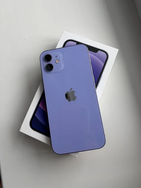 Продам IPhone 12 128Гб в отличном состоянии - Аккаунты в Челябинск