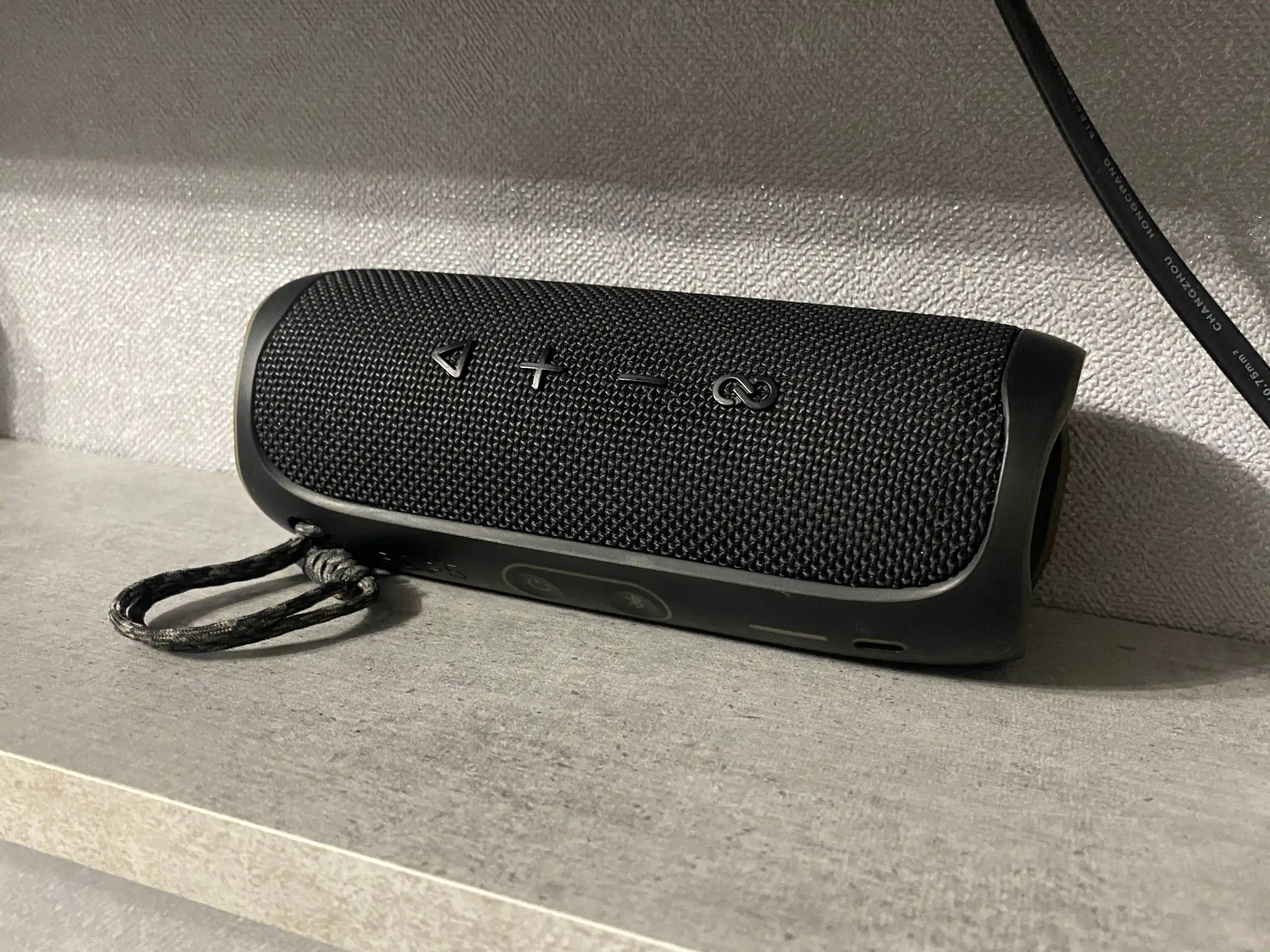 Блютуз колонка JBL Flip 5 в отличном состоянии - Аудиотехника (Электроника) в Челябинск