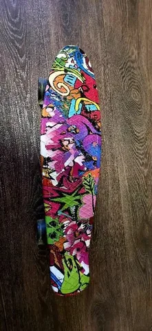 Отдам детский пениборд со светящимися колесами - Инструменты в Челябинск