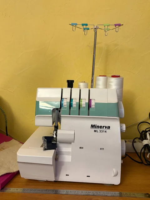 Продам оверлок Minerva ML 3314 - Инструменты в Челябинск