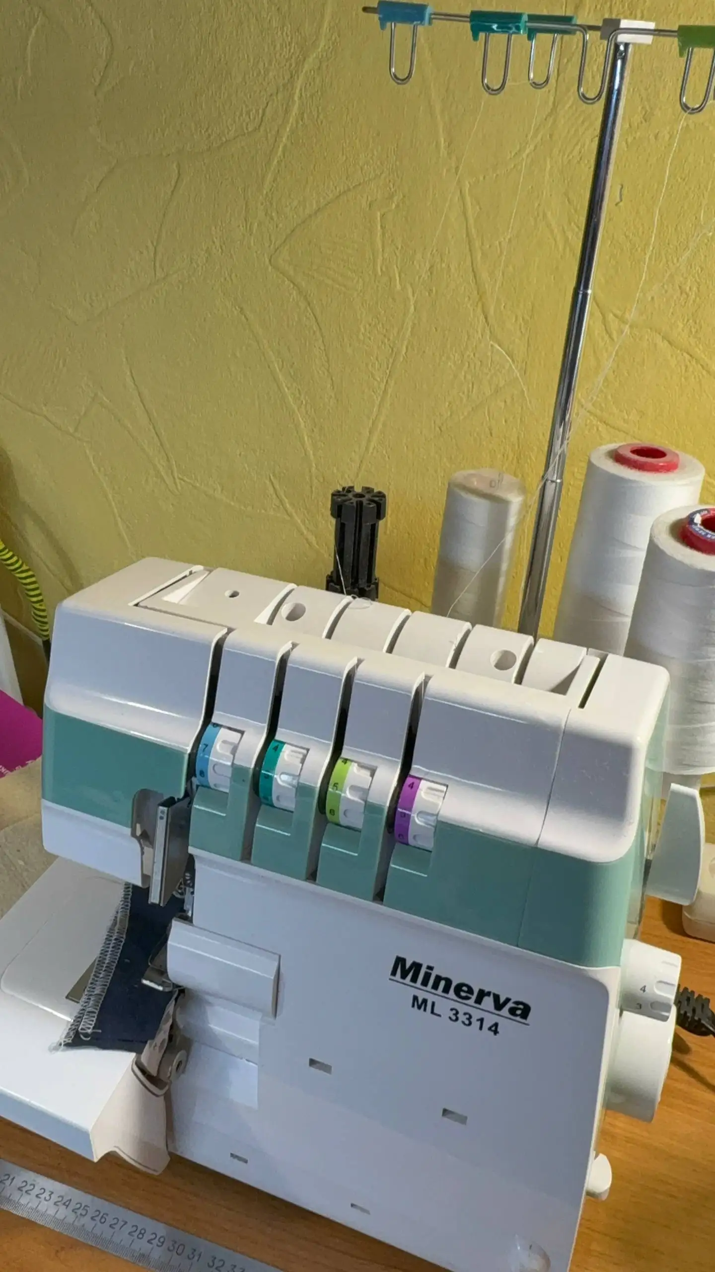Продам оверлок Minerva ML 3314 - Барахолка в Челябинск