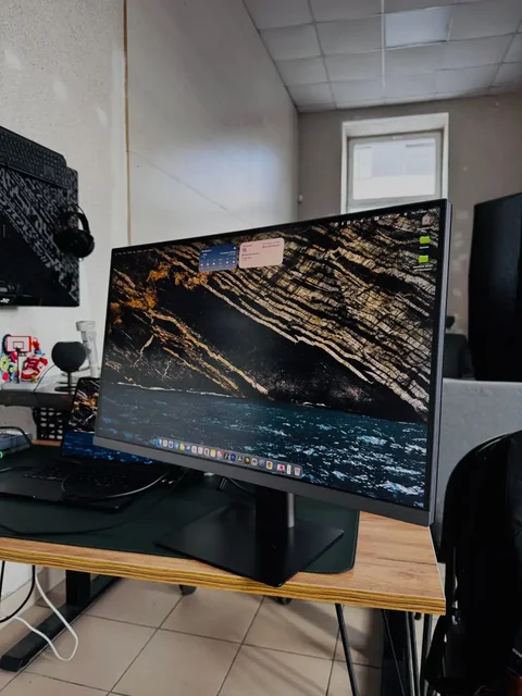 Монитор Xiaomi 4k 27 дюймов - Аккаунты в Челябинск