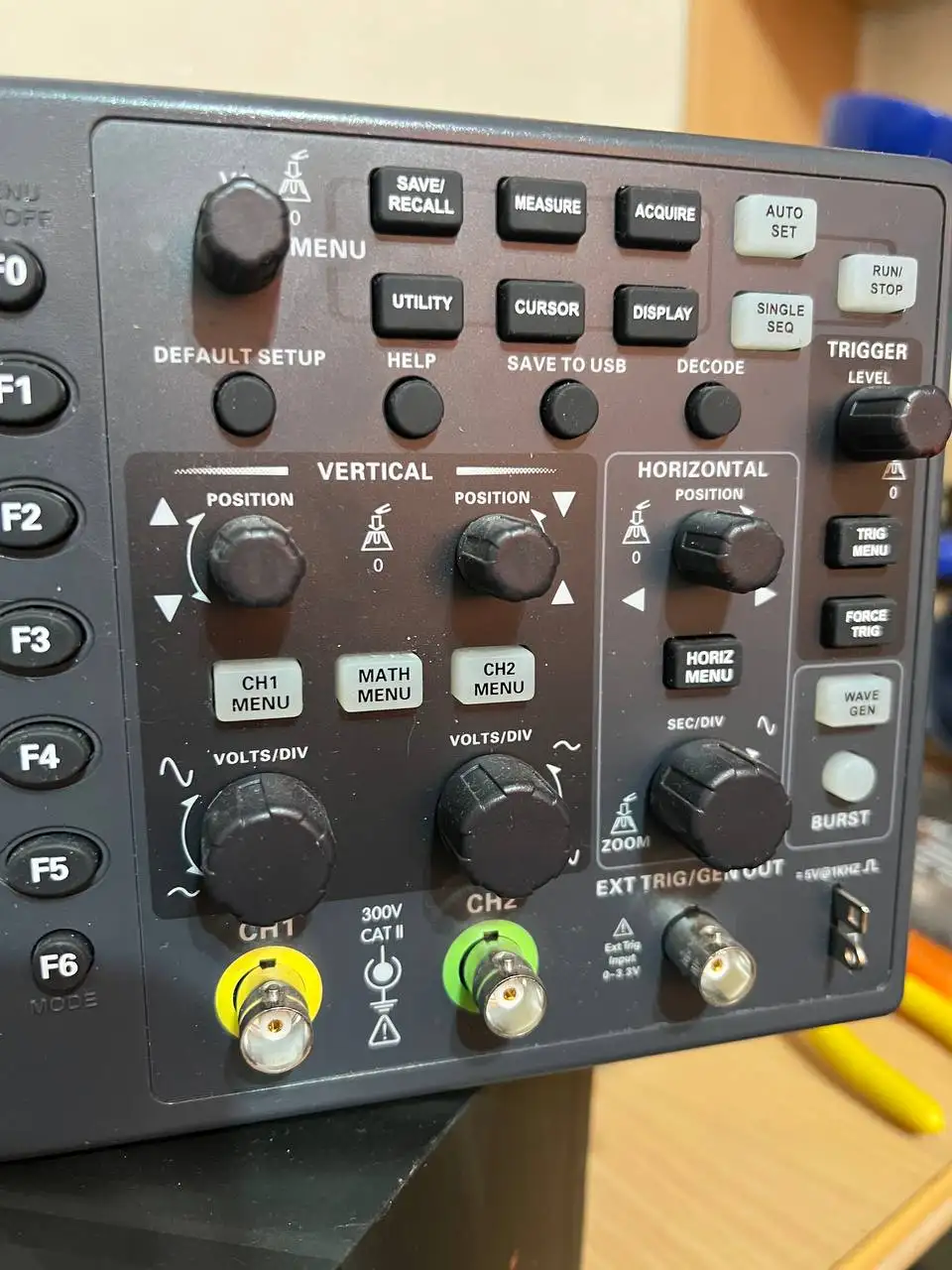 Продам осциллограф Hantek - Измерительные приборы (Электроника) в Челябинск