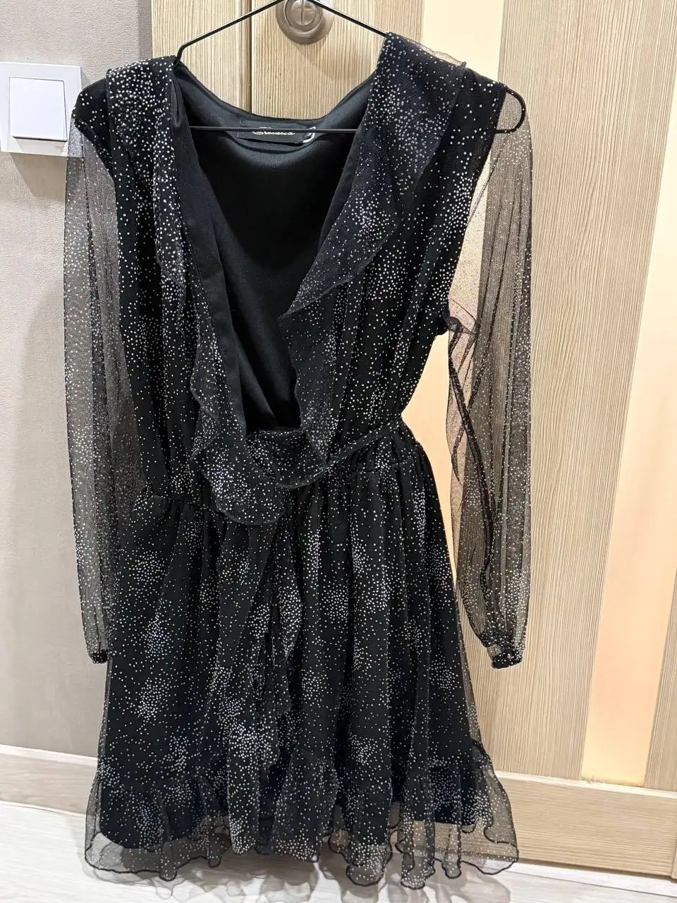 Продам платье размер 48 - Женская одежда (Одежда) в Челябинск