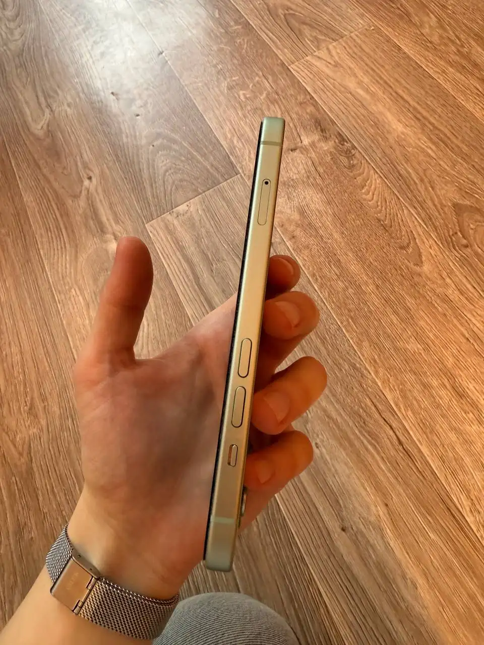 iPhone 15 128 ГБ зеленый 89% - Смартфоны (Электроника) в Челябинск