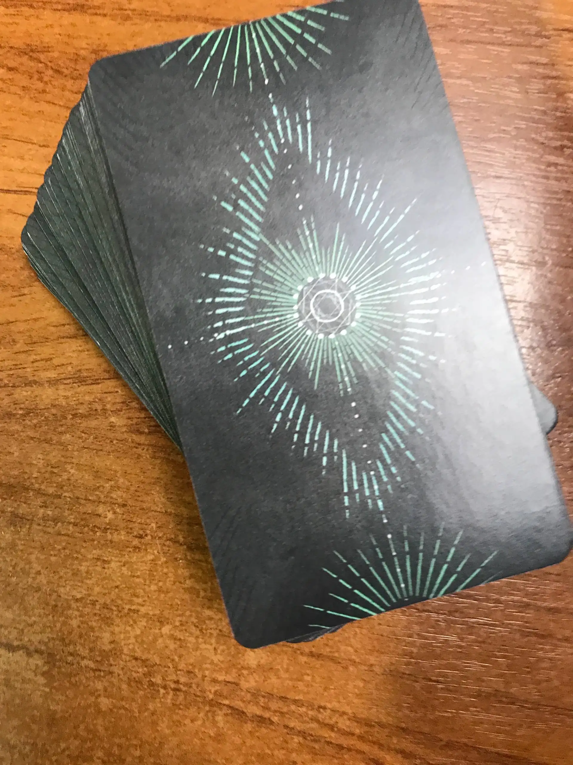 Карты таро Светлого Провидца - Эзотерика/Гадания (Хобби и отдых) в Магнитогорск