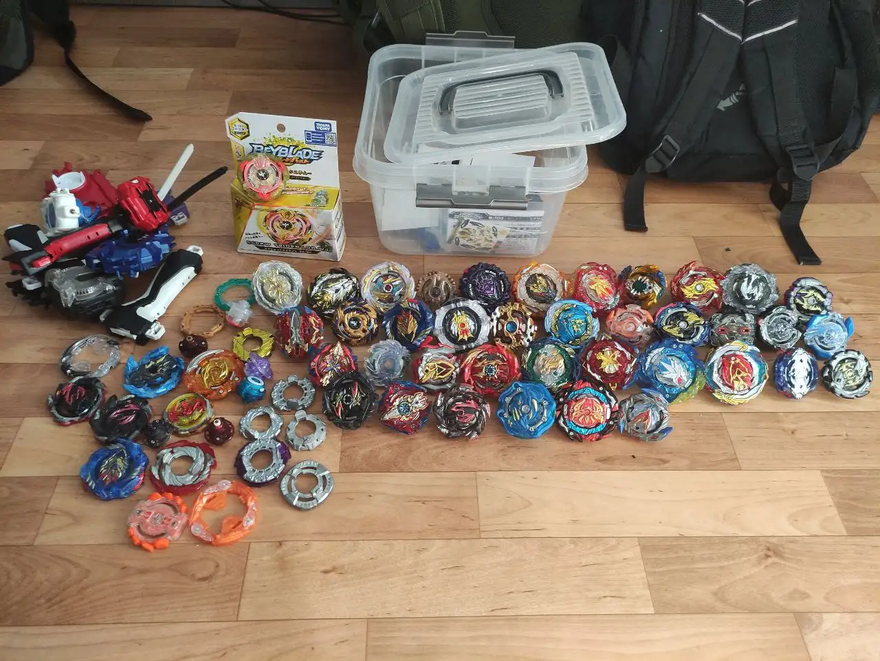 Обмен бейблейдов на бакуганы - Коллекционные игрушки (Хобби и отдых) в Челябинск