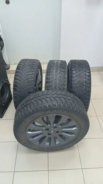 Продам зимние колеса 205/60/16 - Инструменты в Челябинск