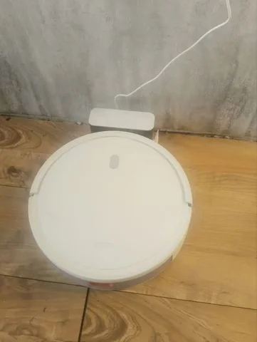 Робот-пылесос Xiaomi E10 с неисправностью - Роботы-пылесосы в Челябинск