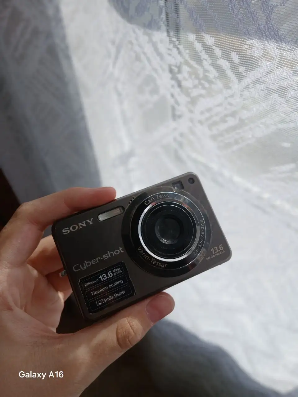 Камера Sony без зарядки в идеальном состоянии - Фотоаппараты (Электроника) в Челябинск