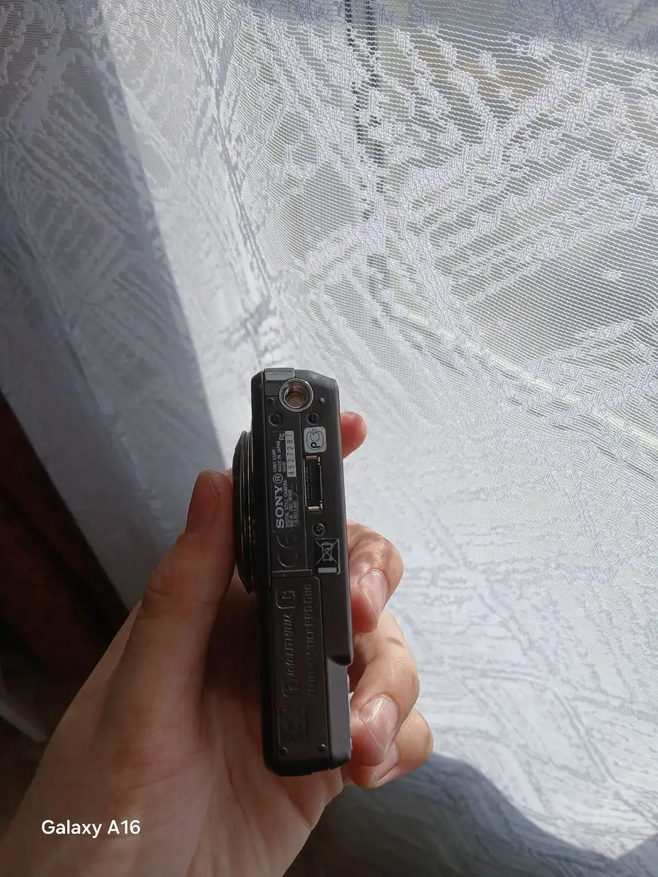 Камера Sony без зарядки в идеальном состоянии - Фотоаппараты (Электроника) в Челябинск