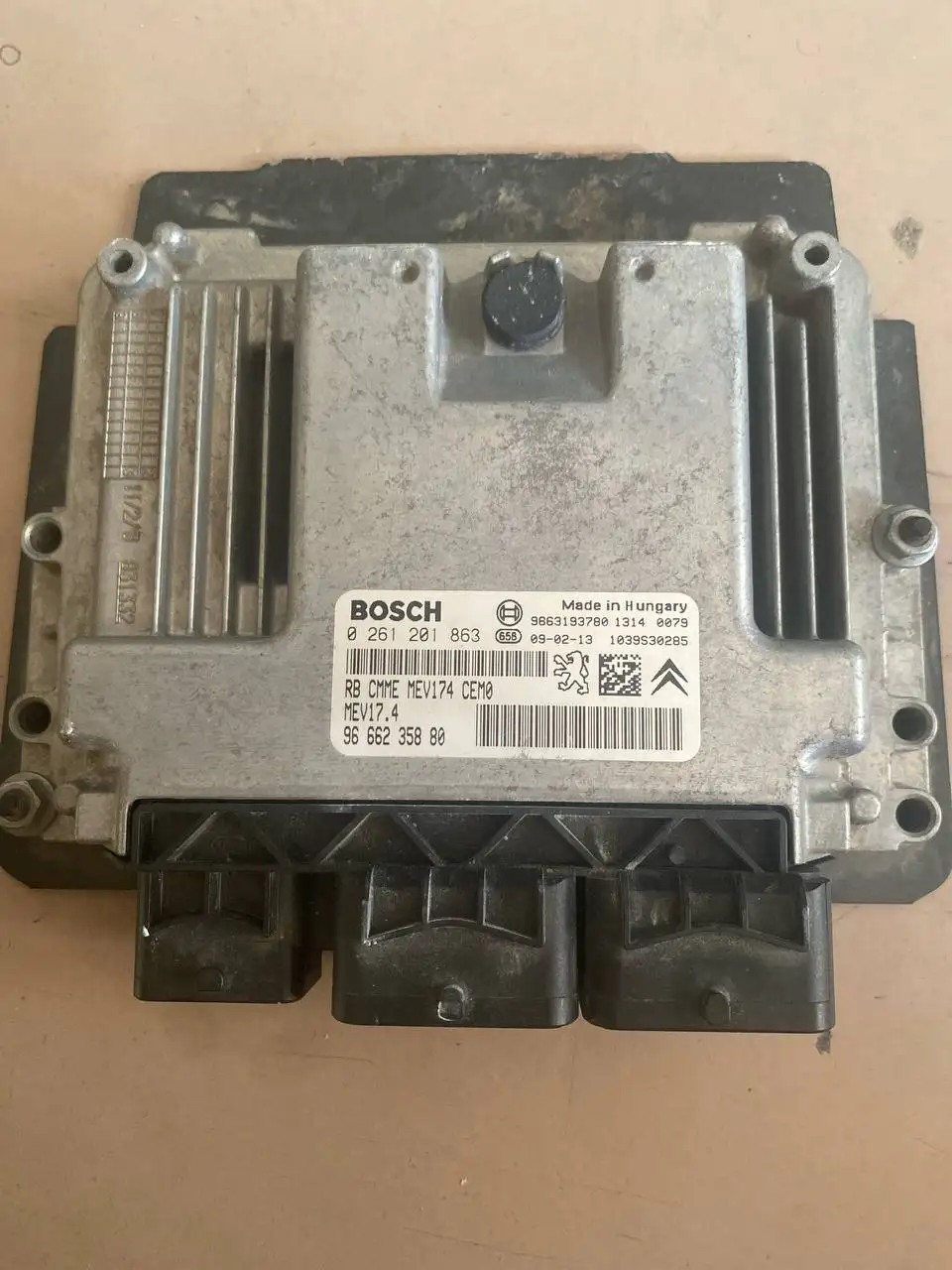 Блок управления двигателем Peugeot 308 1.4 16V Bosch - Автозапчасти (Запчасти) в Челябинск