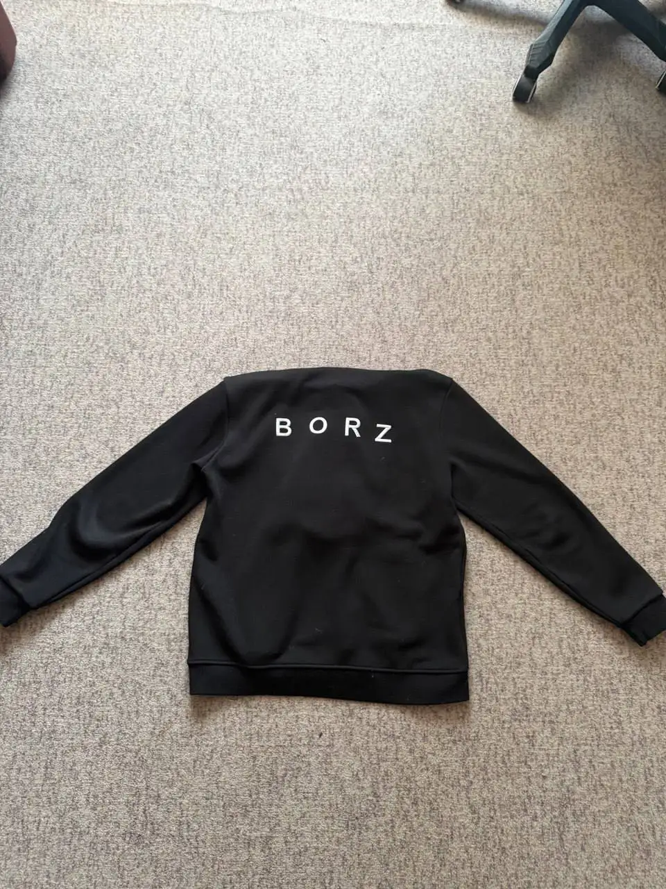 Одежда BORZ и Evisu в идеальном состоянии - Повседневная одежда (Одежда) в Челябинск