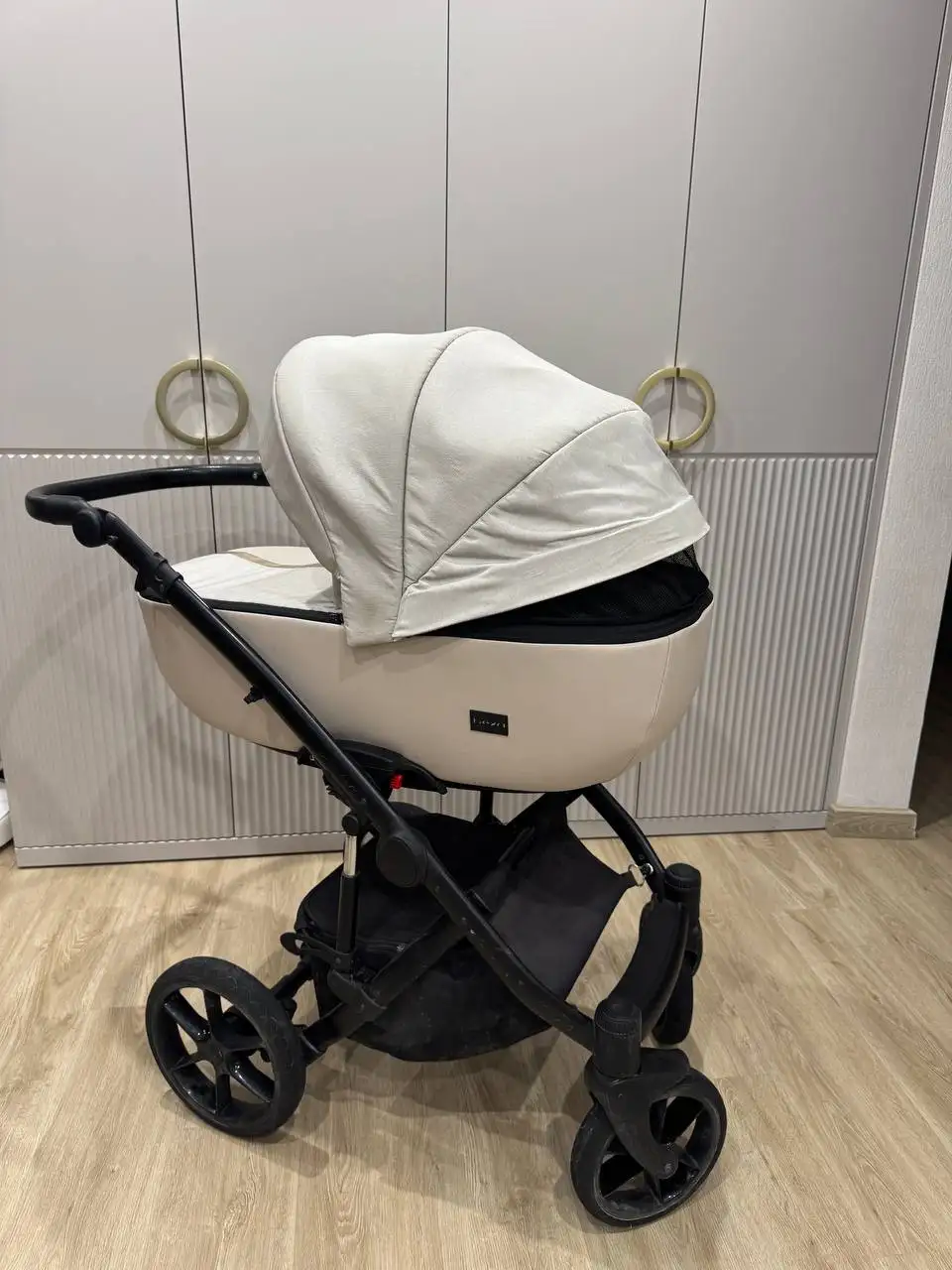 Продажа коляски Bexa - Коляски (Товары для детей) в Челябинск