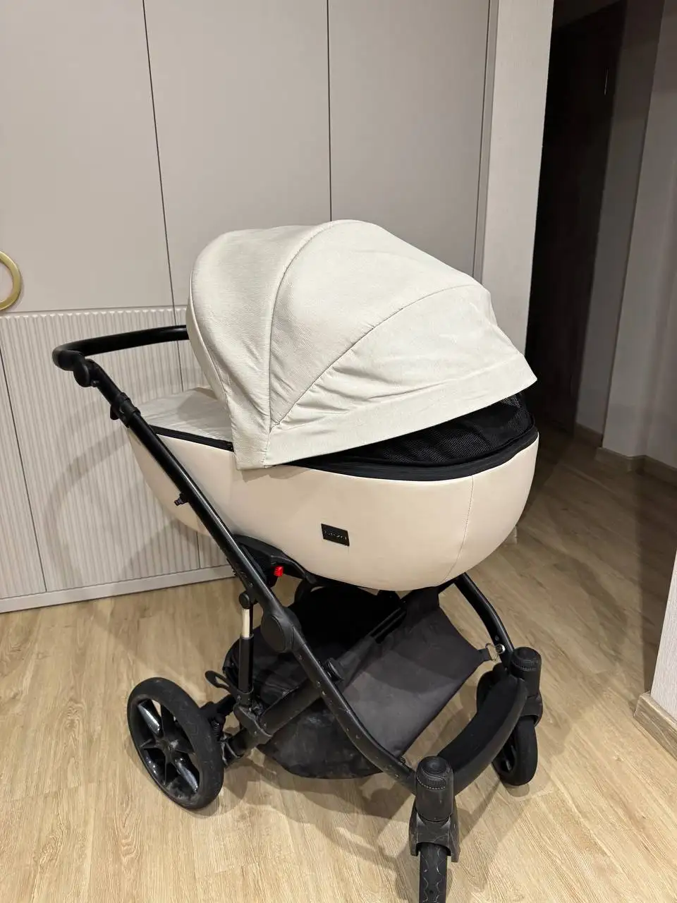 Продажа коляски Bexa - Коляски (Товары для детей) в Челябинск