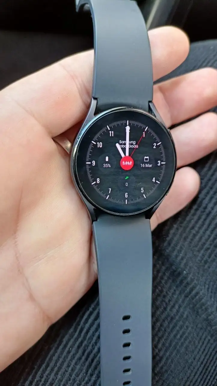 Samsung Galaxy Watch 5 - Умные часы (Электроника) в Челябинск
