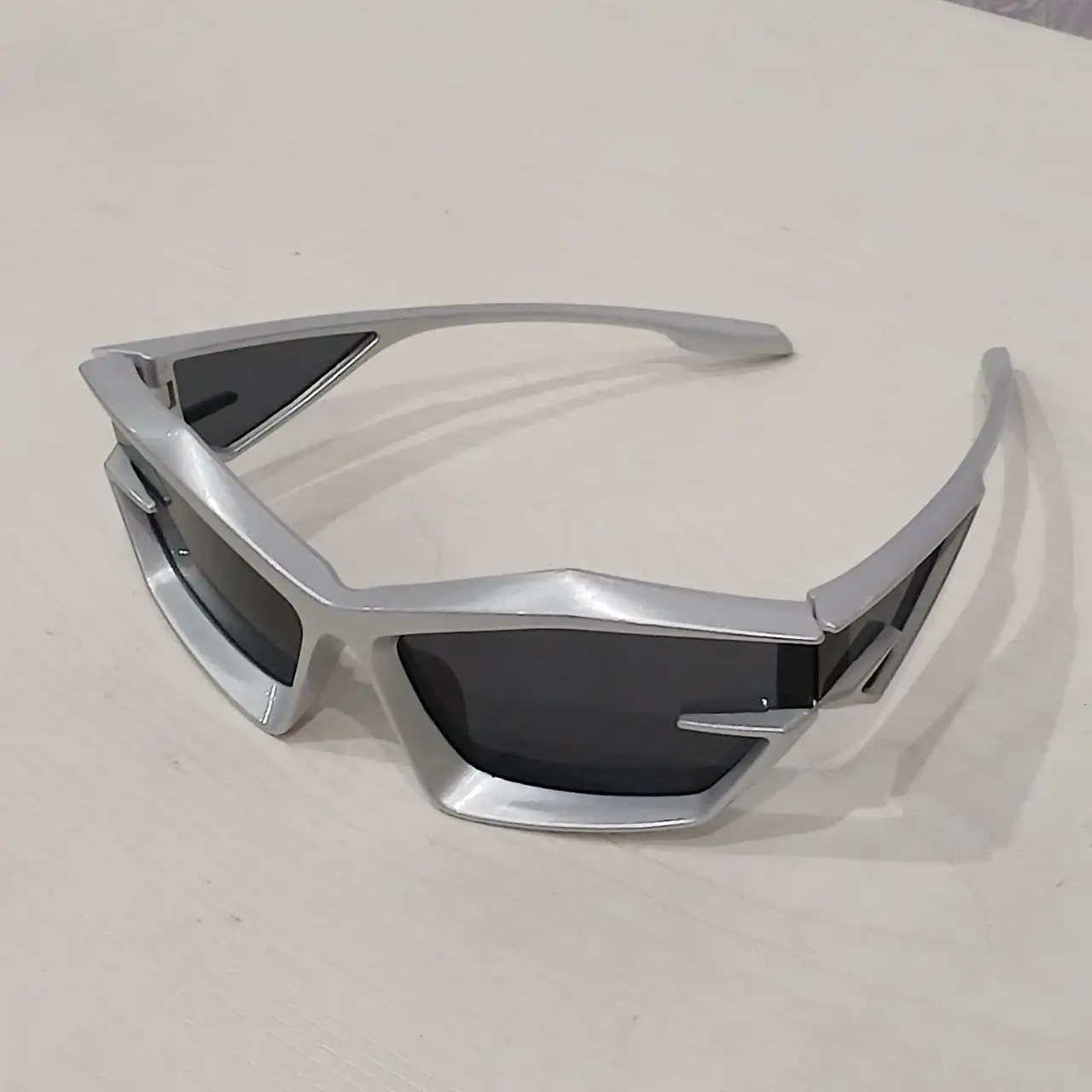 Солнцезащитные очки - Барахолка в Челябинск