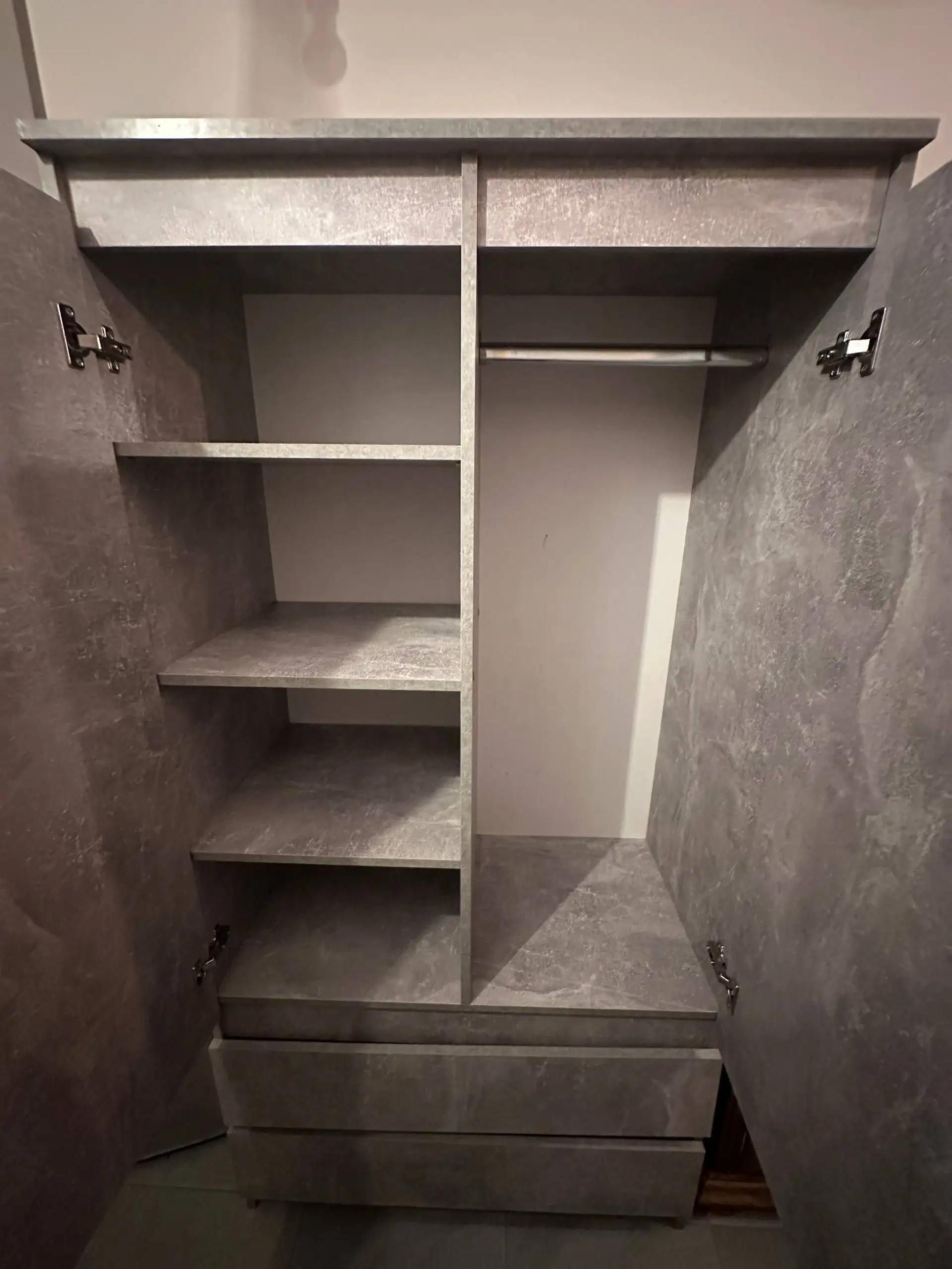 Продам шкаф - Мебель (Для дома и дачи) в Челябинск