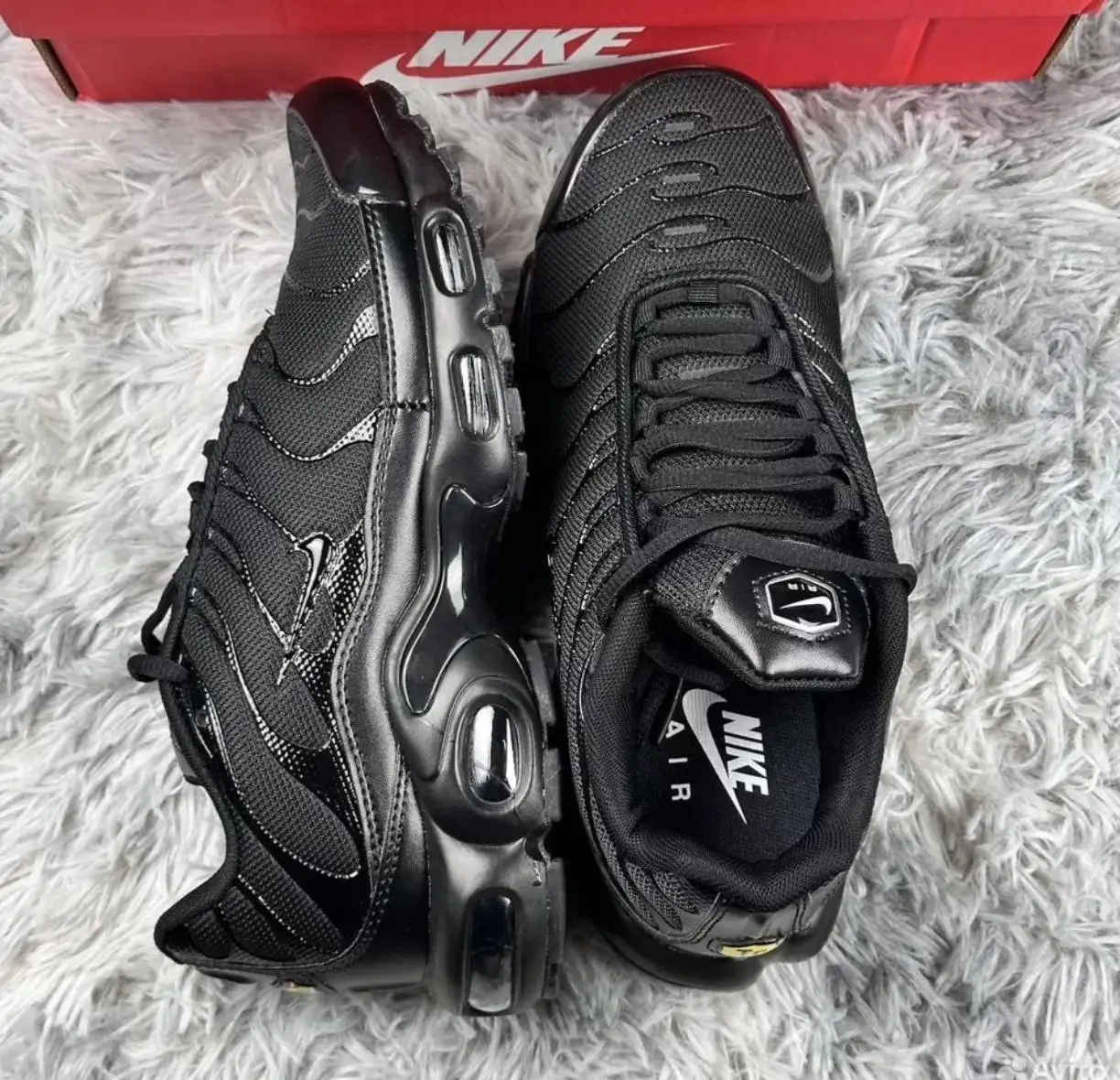 Продажа Nike Air Max Plus 38 размера - Обувь (Одежда) в Челябинск