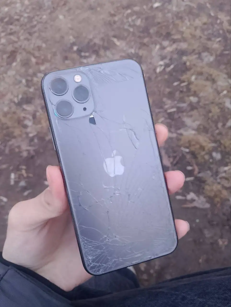 Продам iPhone 11 Pro 64 ГБ - Смартфоны (Электроника) в Челябинск