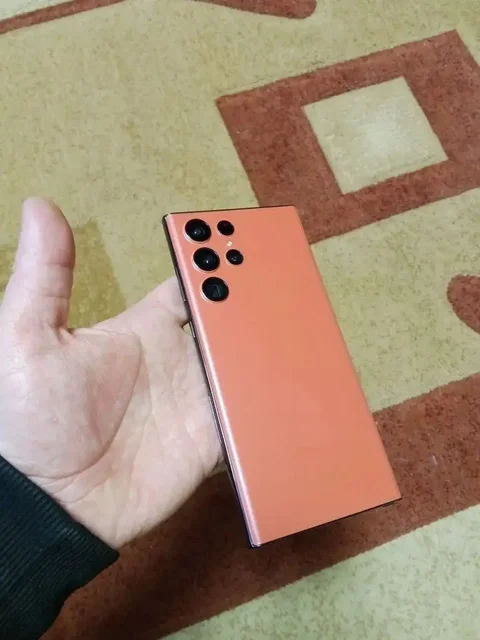 Samsung Galaxy S22 Ultra с замененным экраном - Электронные сигареты и вейпы в Челябинск