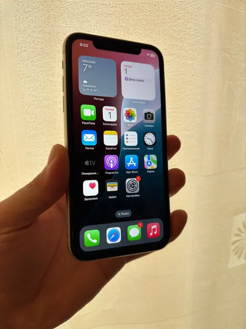 Продам айфон xr 64гб в отличном состоянии - Электронные сигареты и вейпы в Челябинск