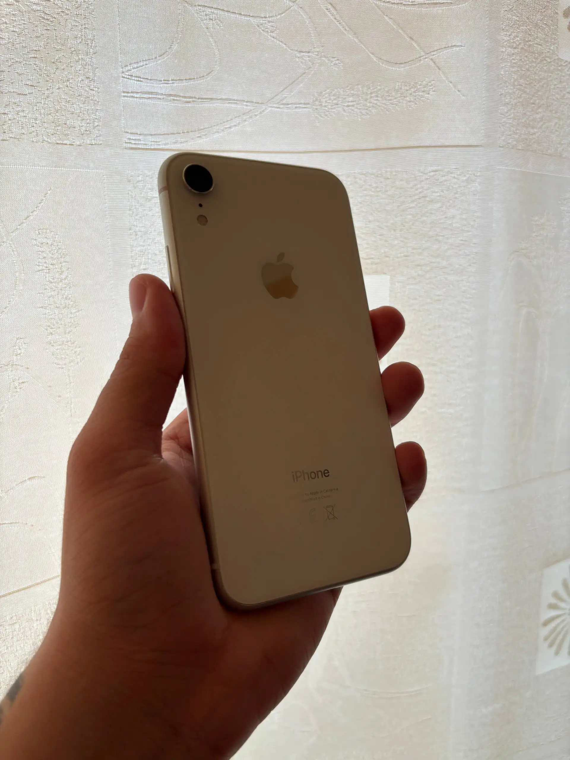 Продам айфон xr 64гб в отличном состоянии - Смартфоны (Электроника) в Челябинск