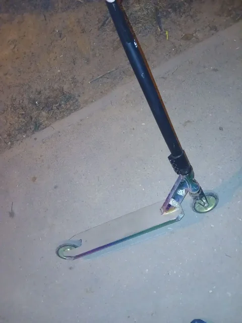 Трюковой самокат с небольшим люфтом руля - частное объявление в Челябинск