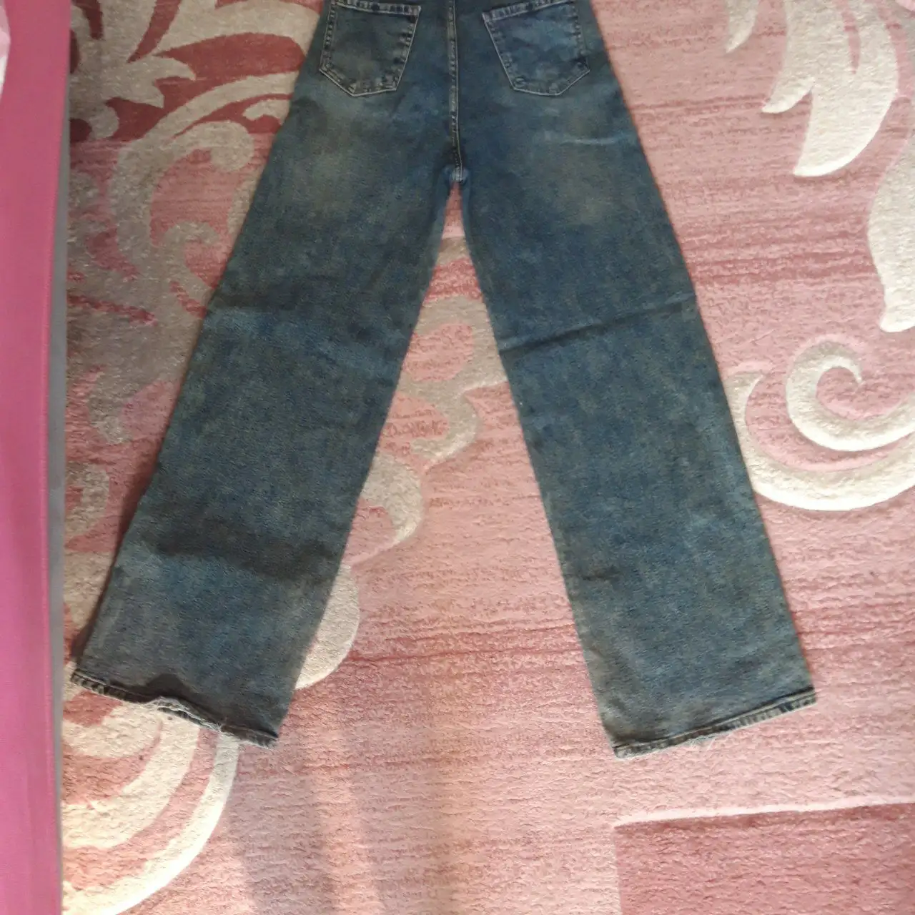 Продам джинсы 28 размера на высокой талии - Джинсы (Одежда) в Челябинск