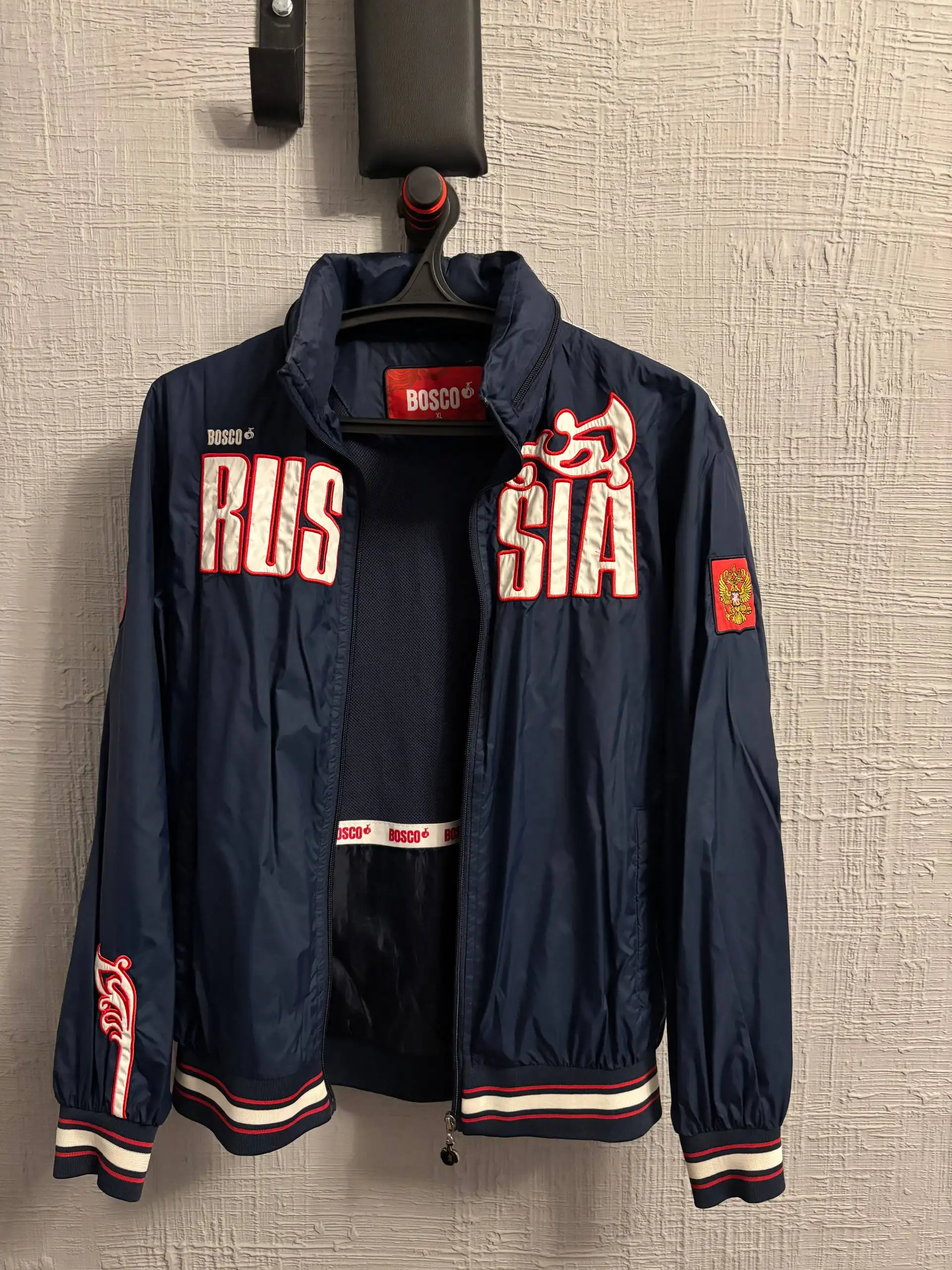 Продам вещи в хорошем состоянии - Барахолка в Челябинск