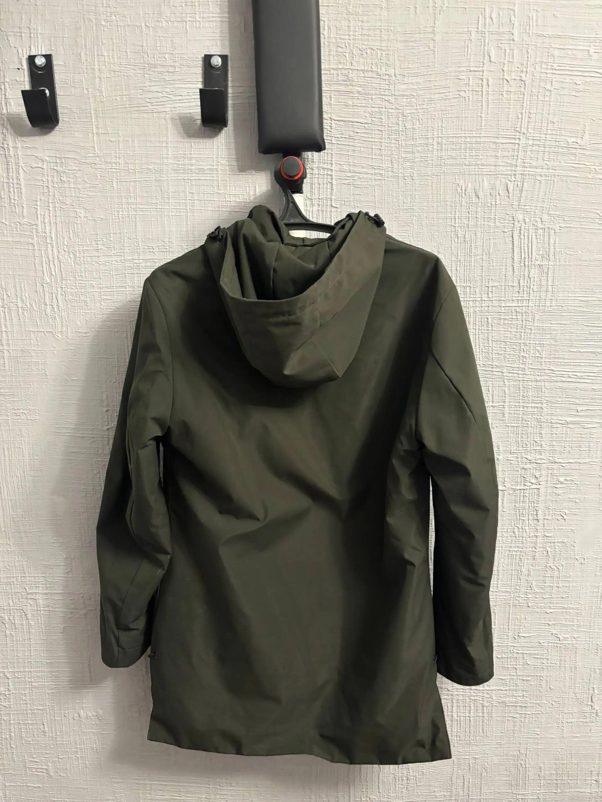 Продам вещи в хорошем состоянии - Барахолка в Челябинск